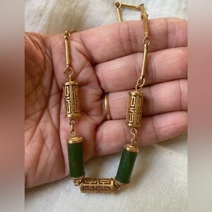 Sarah‎ Coventry Faux Jade Necklace